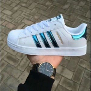 Meet your Posher, Bayron